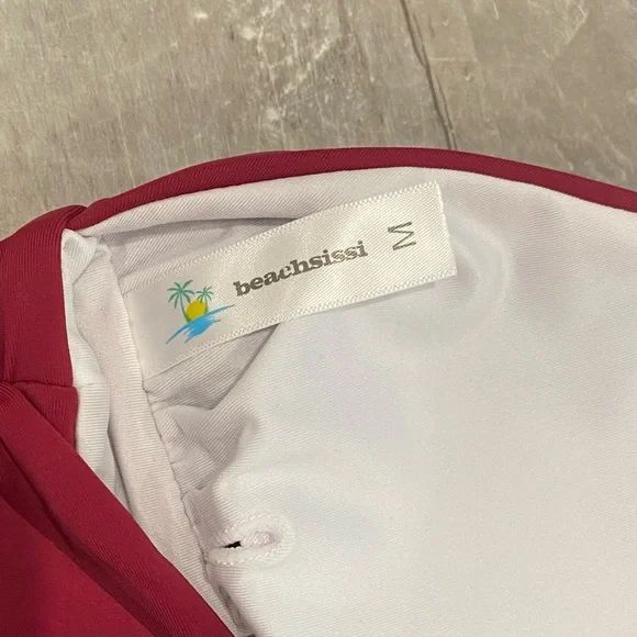 NWT Beachsissi Elegant Burgundy Women's One Piece Swimsuit Size Medium - Picture 5 of 5